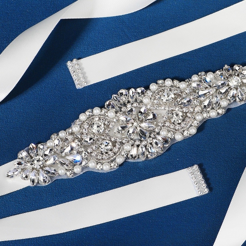 حزام زفاف أنيق من الشريط الفضي - مراجعة Bridal Sash Ribbon وسعره