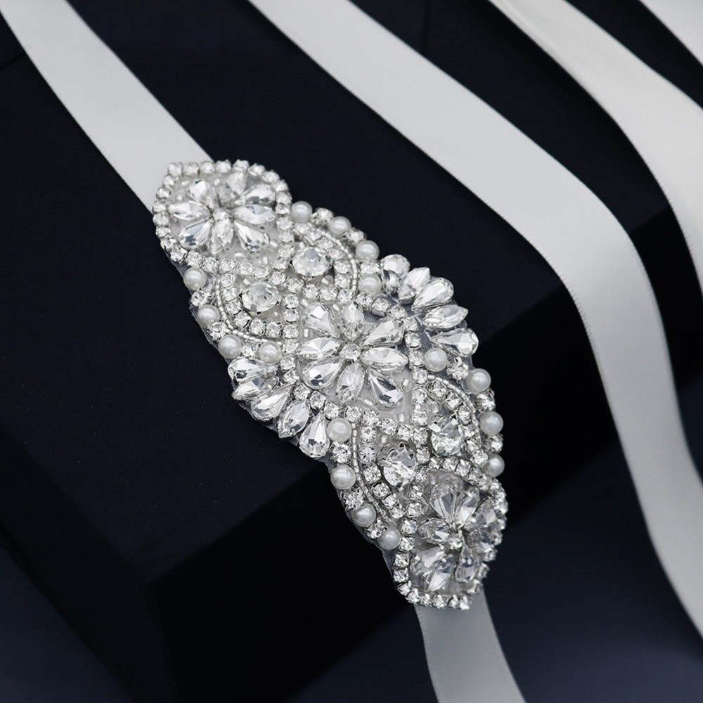 حزام زفاف أنيق من الشريط الفضي - مراجعة Bridal Sash Ribbon وسعره